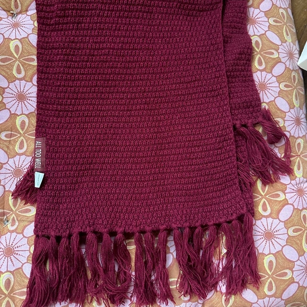 ALL TO WELL Taylor Swift (taylor’s version) Iconic Scarf Preppy Swiftie Fabulous